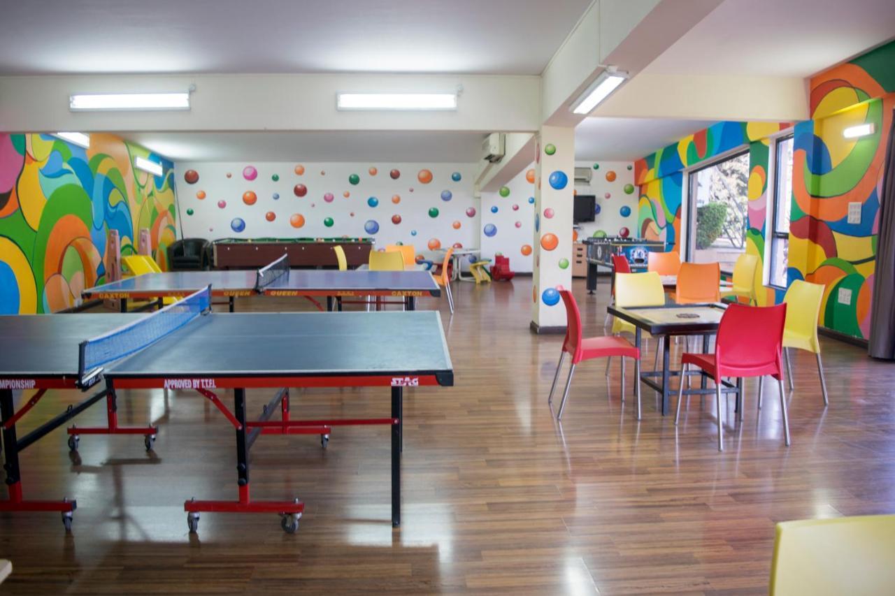 The Corinthians Resort And Club Пюн Екстериор снимка The table tennis room